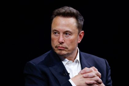 Elon Musk faces question from young Chinese girl about Tesla car screen issue, tech billionaire says…